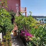 Les Galets Et Bandol