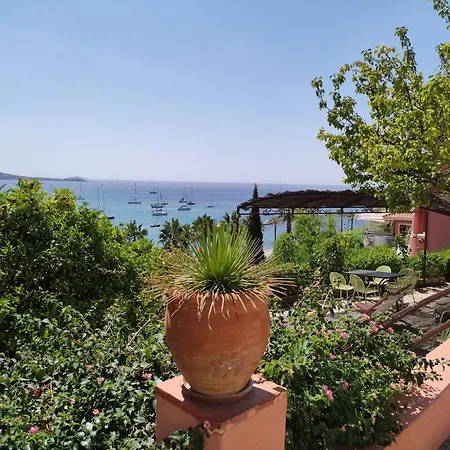 Hotel Les Galets Et 3*