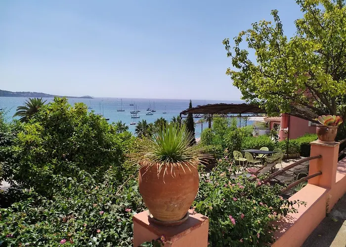 Hotel Les Galets Et 3*